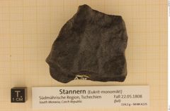 Foto von Stannern (Meteorit) (NHMW-MIN-A135)